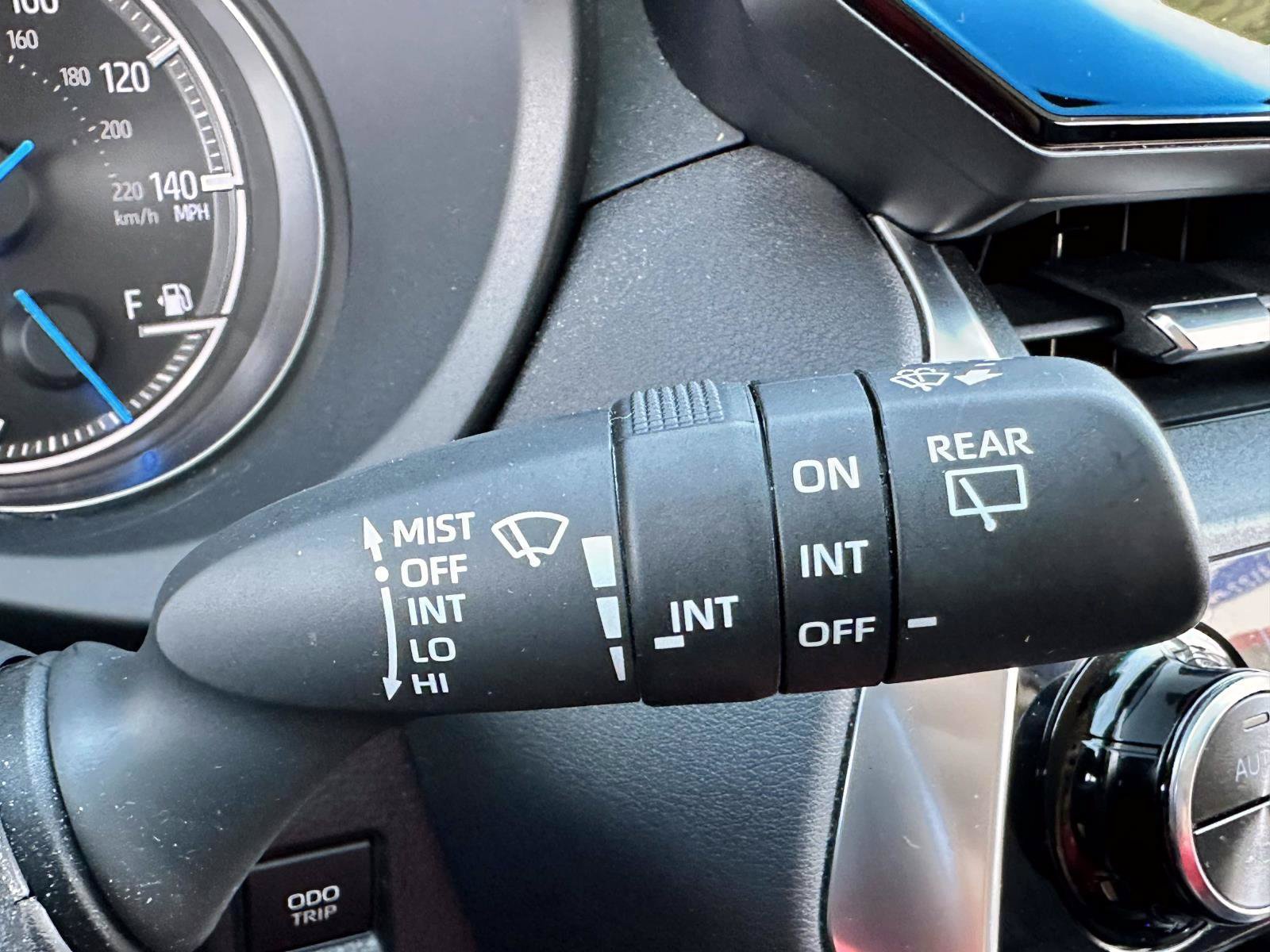 Certified 2023 Toyota Venza LE AWD/4WD image 28