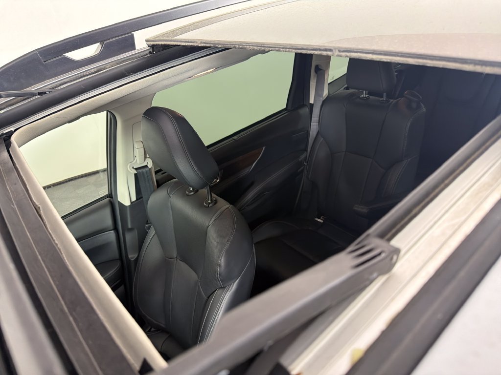 Used 2024 Subaru Ascent Touring AWD/4WD image 9