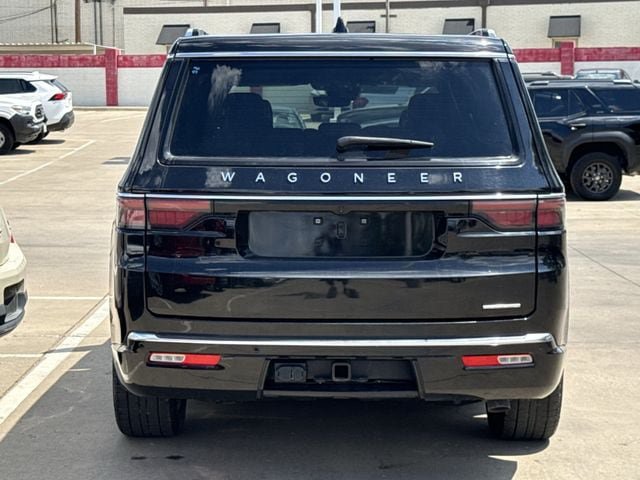 Used 2024 Jeep Wagoneer Series III AWD/4WD image 5