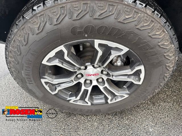 Used 2024 GMC Canyon AT4 w/ Canyon Safety Plus Package AWD/4WD image 40