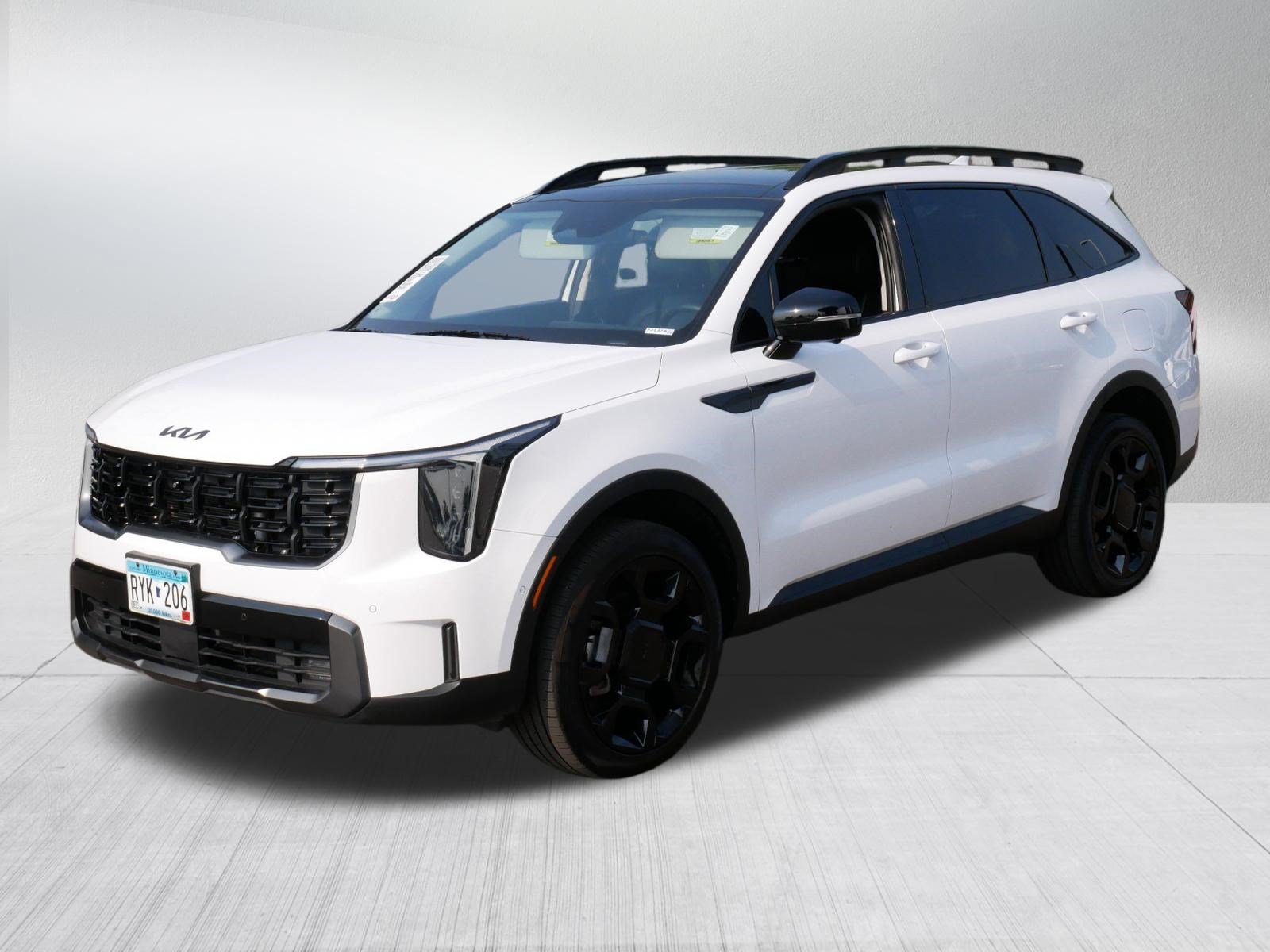 Used 2025 Kia Sorento SX AWD/4WD image 3