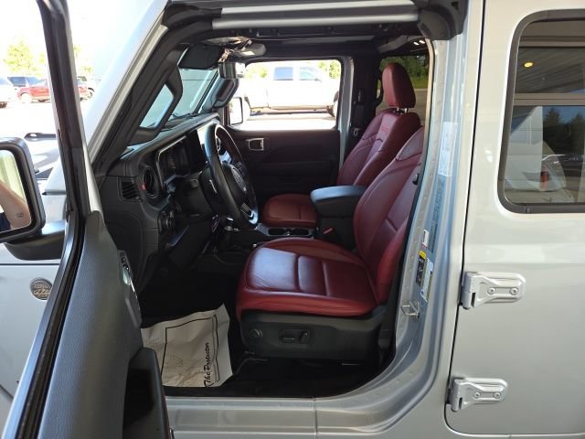 Used 2024 Jeep Wrangler Unlimited Rubicon 392 AWD/4WD image 22