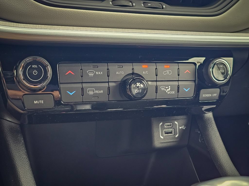 New 2026 Jeep Compass Limited AWD/4WD image 24