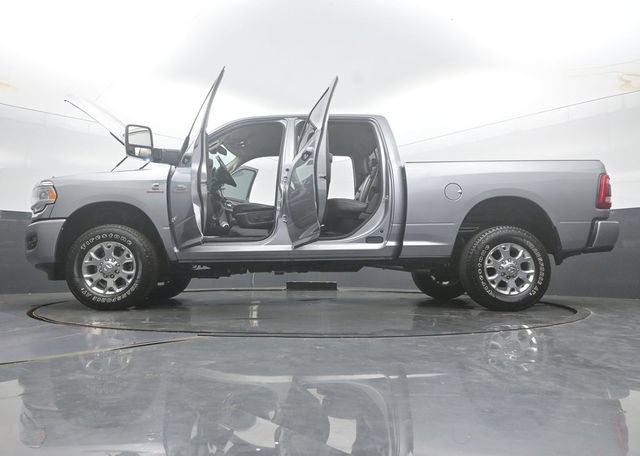 Used 2024 RAM 2500 Laramie AWD/4WD image 58