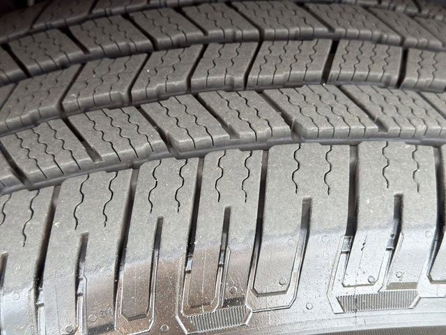 Certified 2022 Ford F150 Lariat w/ Equipment Group 502A High image 39