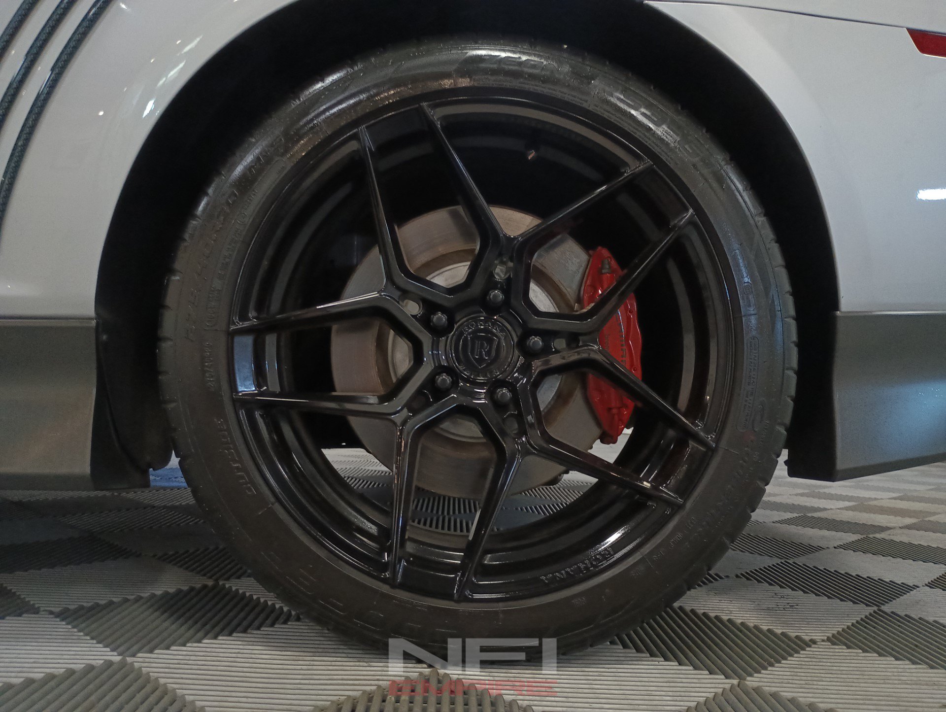 Used 2010 Chevrolet Camaro SS w/ LPO, Ground Effects Package RWD image 22