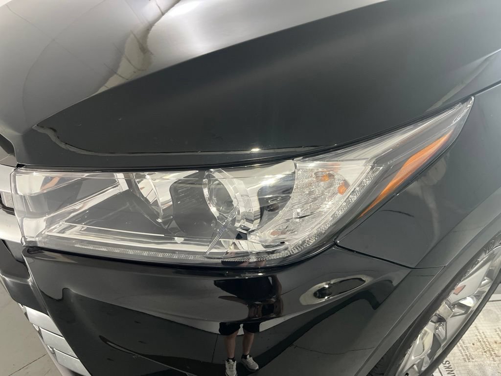 Used 2019 Toyota Highlander Limited AWD/4WD image 37