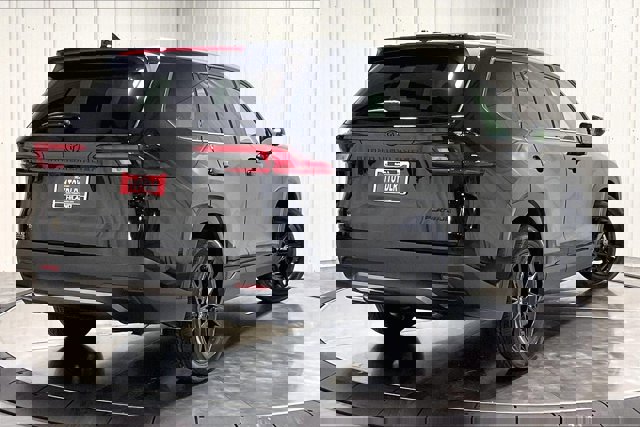 New 2026 Toyota Grand Highlander Platinum image 14