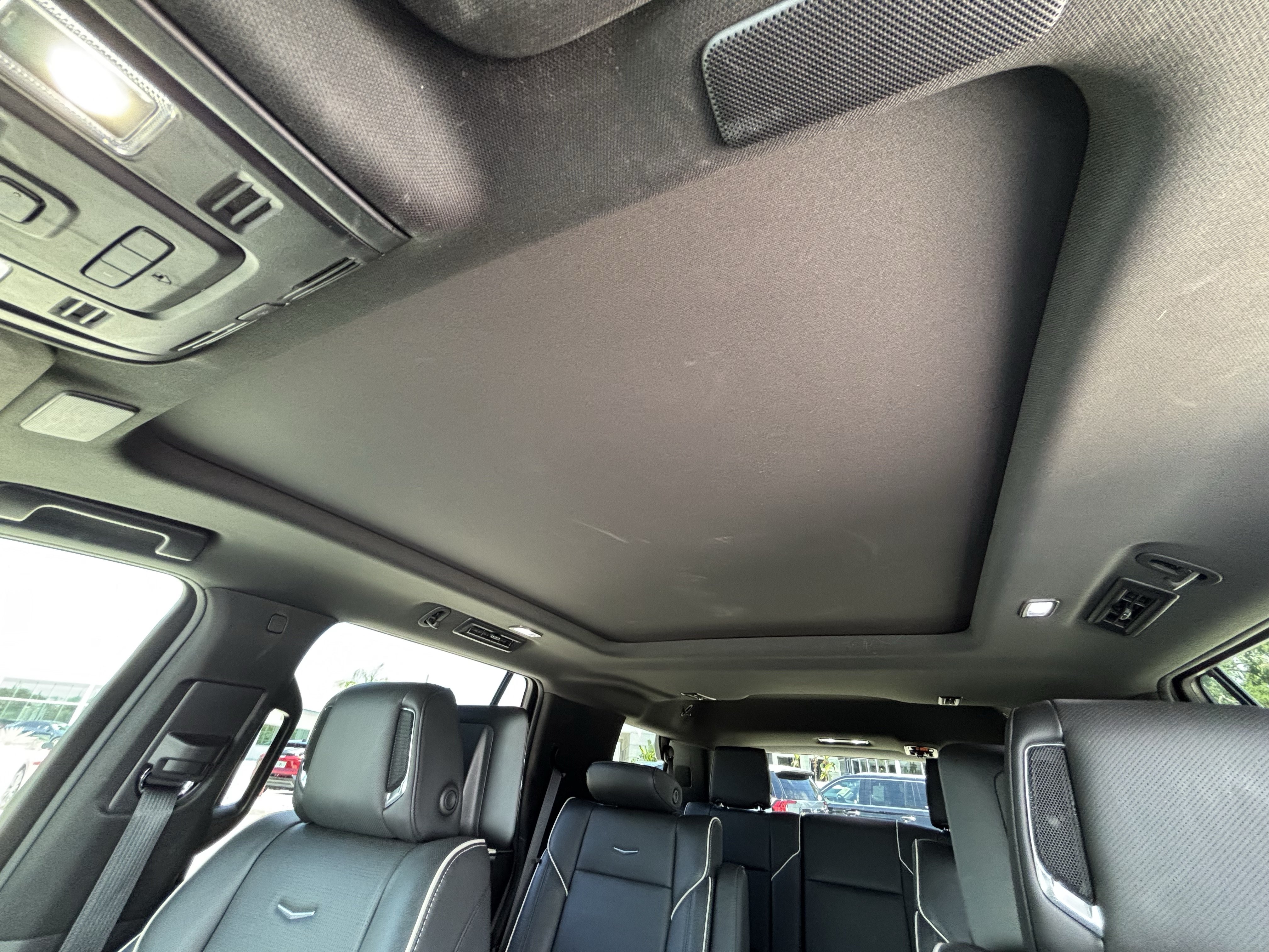 Used 2021 Cadillac Escalade Premium Luxury w/ LPO, Radiant Package AWD/4WD image 29