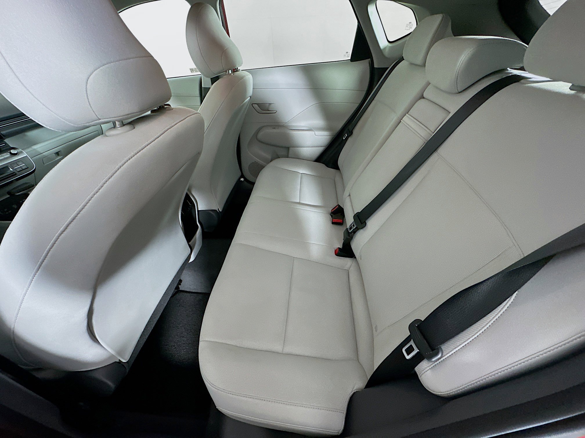 Used 2024 Hyundai Kona SEL image 28