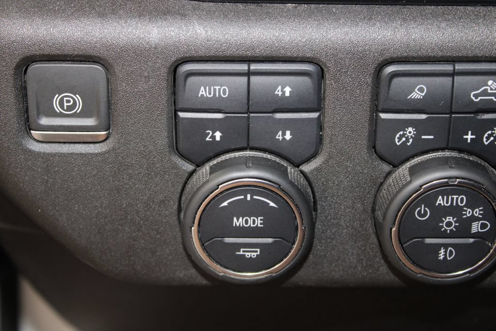 Used 2024 Chevrolet Silverado 1500 RST w/ Convenience Package II AWD/4WD image 40
