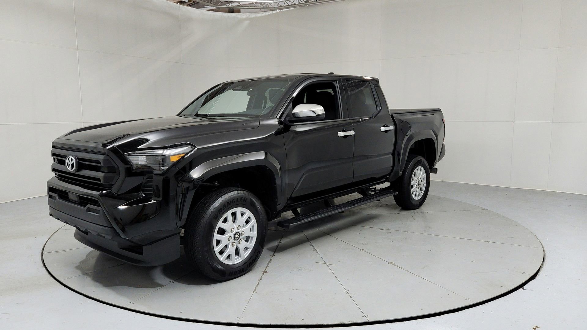 Used 2025 Toyota Tacoma SR