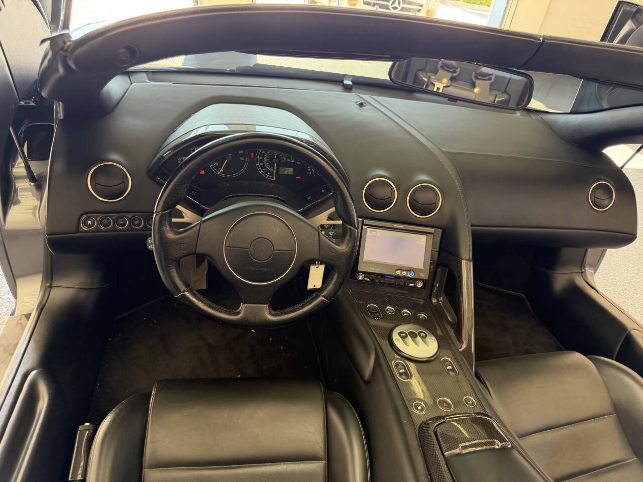 Used 2006 Lamborghini Murcielago Roadster AWD/4WD image 28
