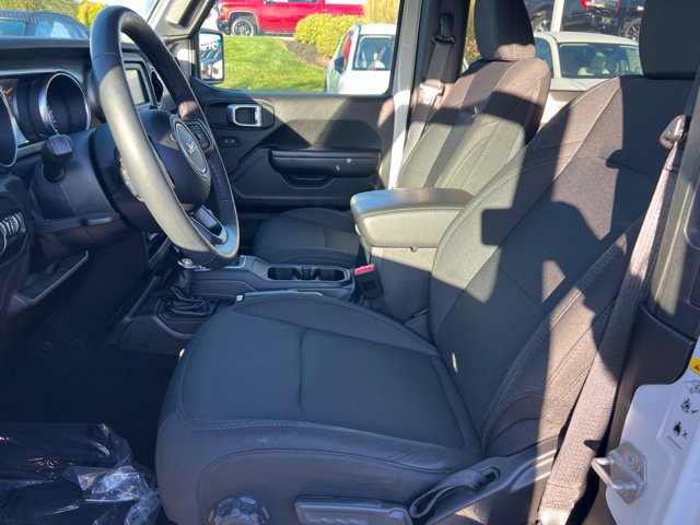 Used 2018 Jeep Wrangler Sport AWD/4WD image 38