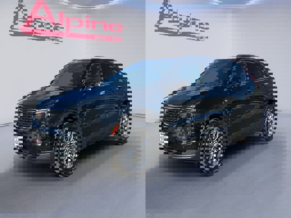 Used 2024 Cadillac XT4 Premium Luxury image 1