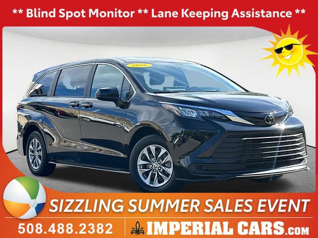 Used 2026 Toyota Sienna LE FWD image 1