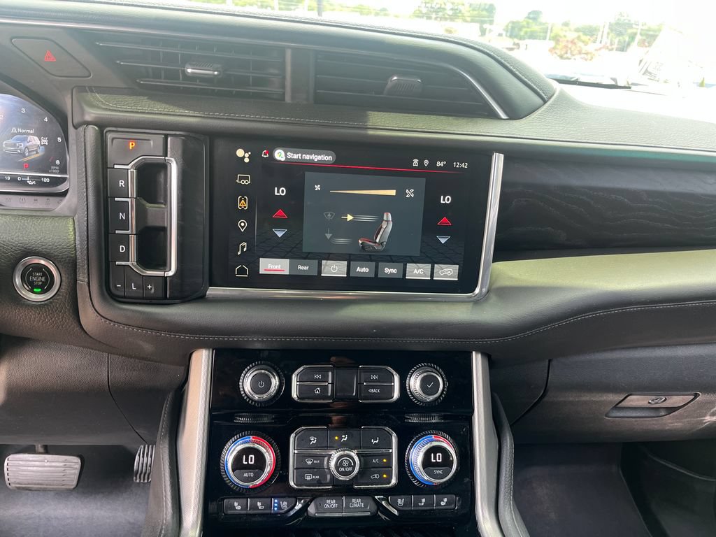 Used 2022 GMC Yukon Denali AWD/4WD image 15