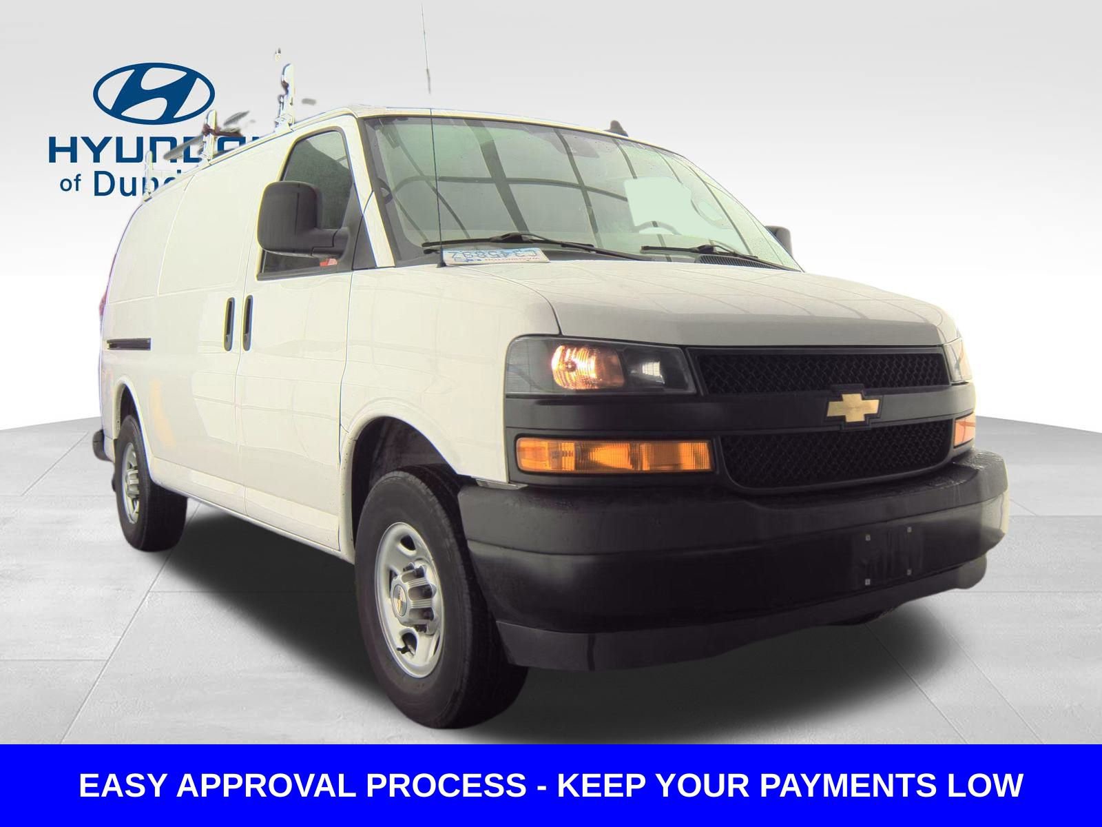 Used 2022 Chevrolet Express 3500 w/ Driver Convenience Package image 1