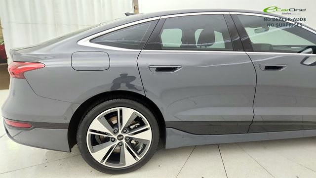 Used 2025 Audi A6 e-tron Premium Plus w/ Premium Plus RWD image 30