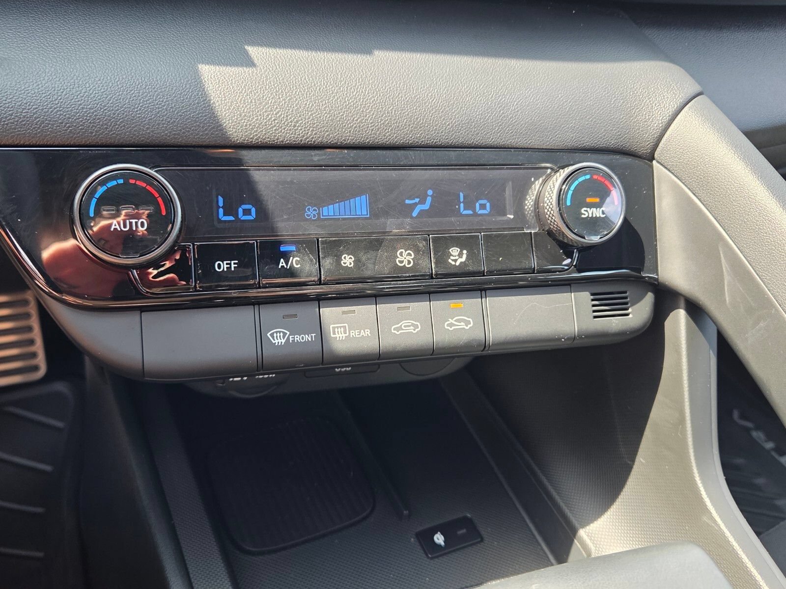 Certified 2025 Hyundai Elantra Sport FWD image 19