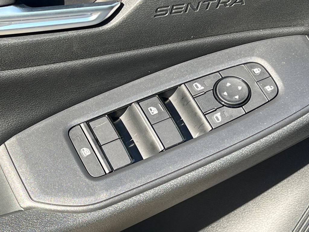 New 2026 Nissan Sentra SV w/ SV Convenience Package FWD image 8