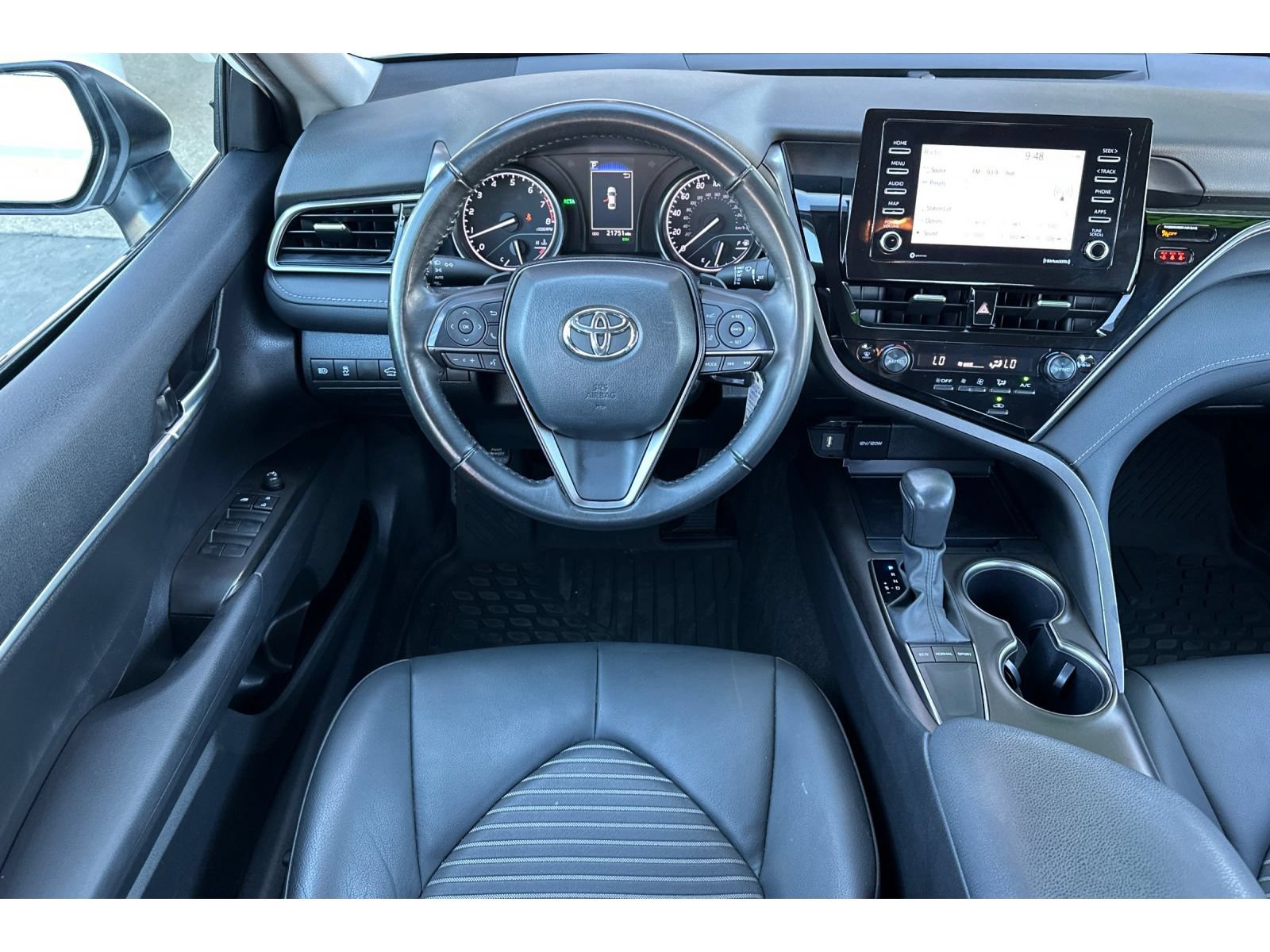 Used 2024 Toyota Camry SE FWD image 15