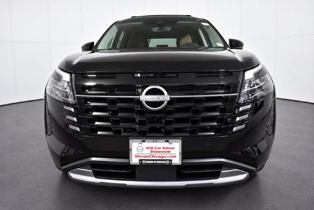 New 2026 Nissan Pathfinder Platinum AWD/4WD image 2