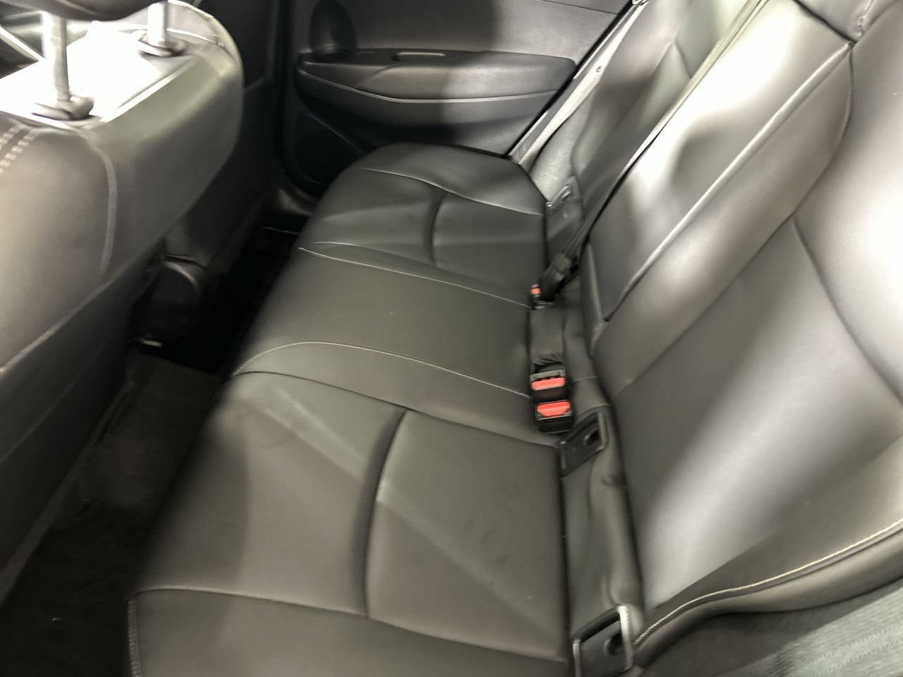 Used 2025 Toyota Corolla Cross XLE w/ Convenience Package FWD image 25