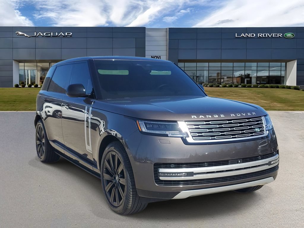 Certified 2025 Land Rover Range Rover Long Wheelbase Autobiography AWD/4WD image 4