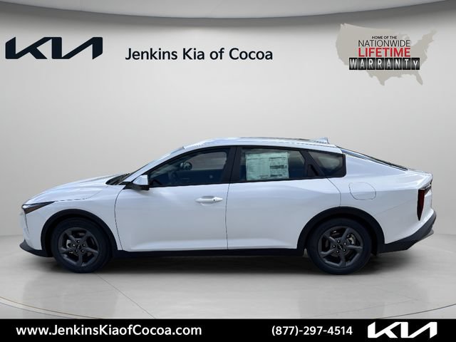 New 2026 Kia K4 FWD image 9