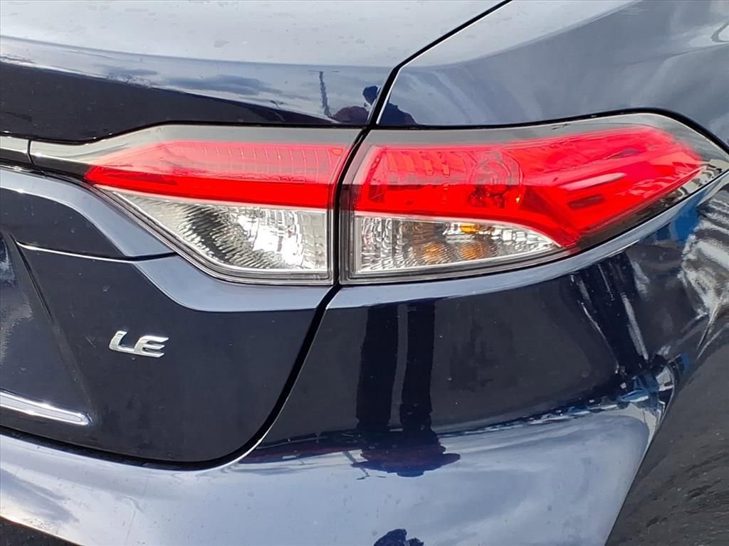 Used 2026 Toyota Corolla LE image 9