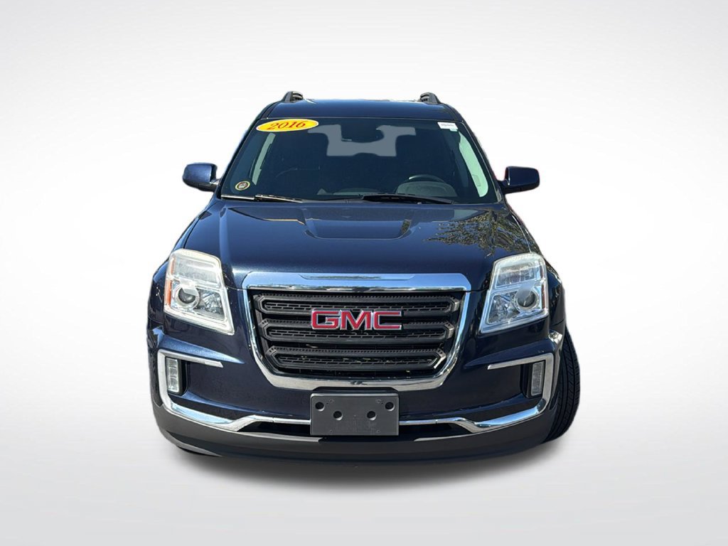 Used 2016 GMC Terrain SLE w/ Convenience Package FWD image 2