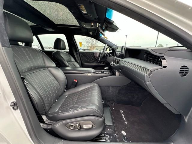 Used 2021 Lexus LS 500 AWD w/ Interior Upgrade Package image 32
