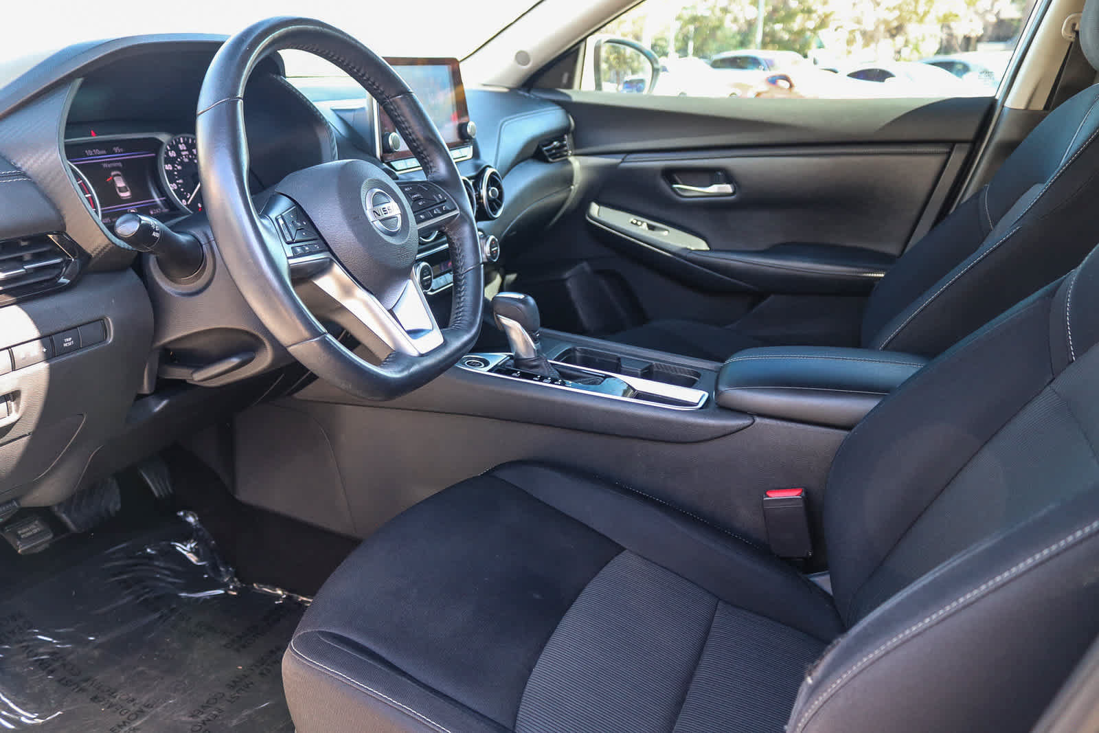 Used 2020 Nissan Sentra SV FWD image 18