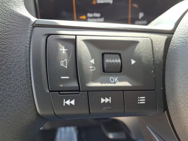 New 2026 Nissan Kicks SV image 24