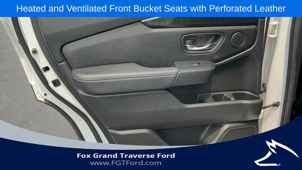 Used 2024 Honda Pilot Elite image 34