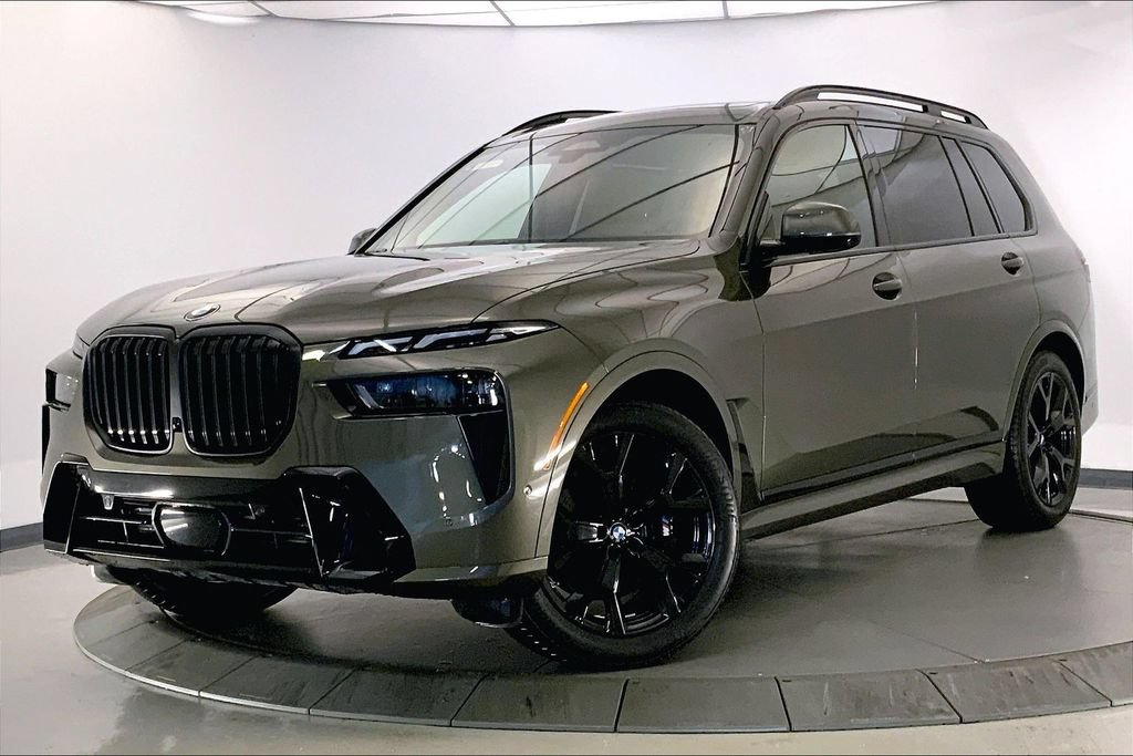 Used 2026 BMW X7 xDrive40i AWD/4WD image 11