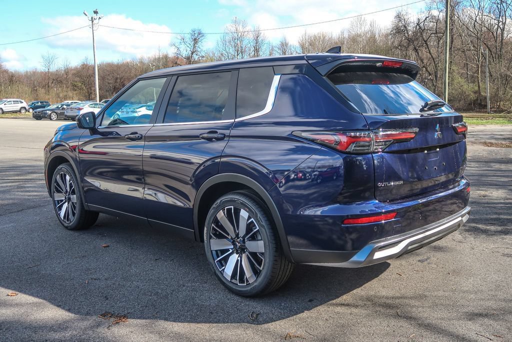 New 2026 Mitsubishi Outlander SE FWD image 12