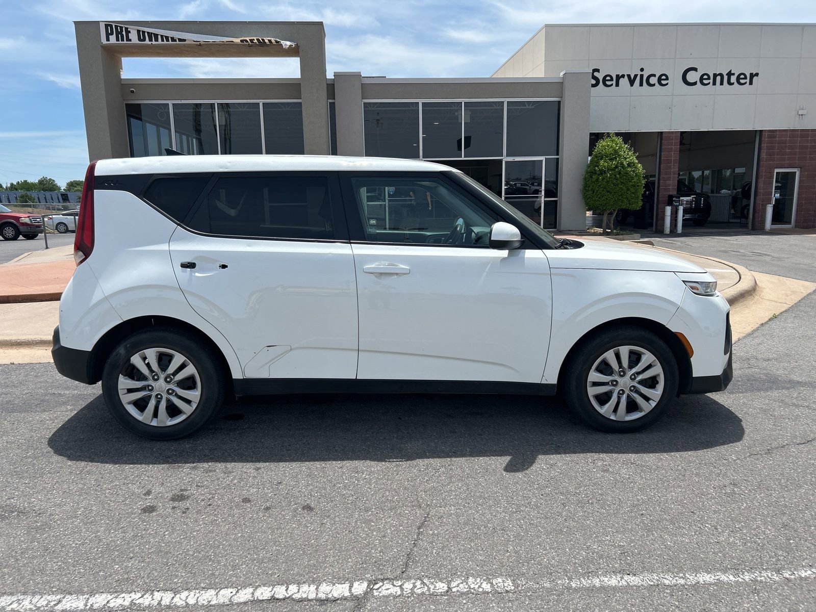 Used 2021 Kia Soul LX FWD image 4