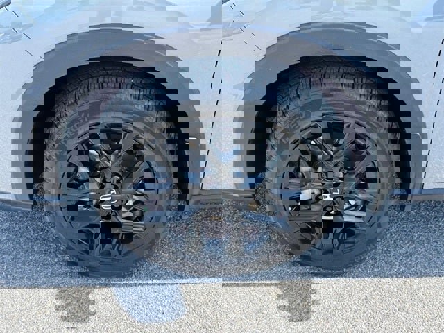 Used 2025 Honda HR-V Sport image 13