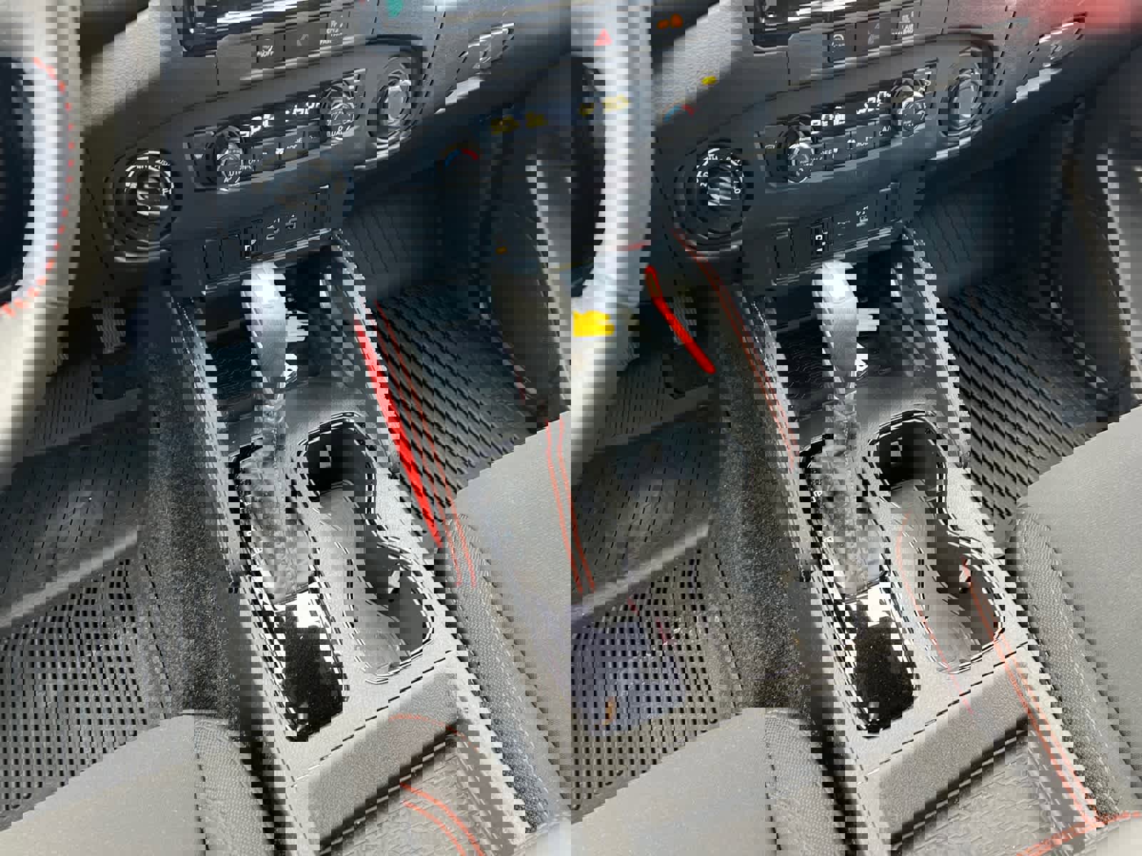 Certified 2024 Nissan Frontier PRO-4X w/ Technology Package image 14