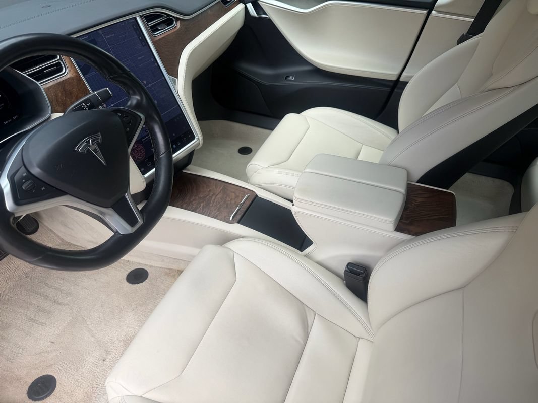 Used 2017 Tesla Model S 100D AWD/4WD image 2