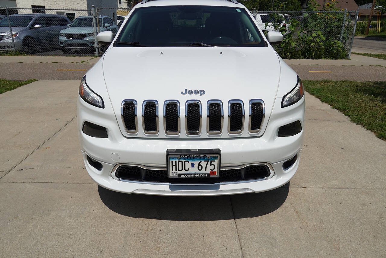 Used 2018 Jeep Cherokee Overland AWD/4WD image 22