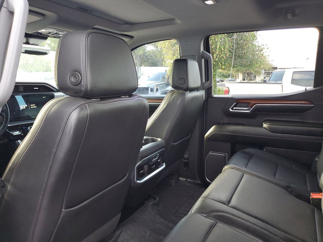 Used 2023 GMC Sierra 1500 Denali w/ Denali Reserve Package AWD/4WD image 10