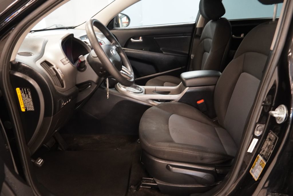 Used 2015 Kia Sportage LX FWD image 4