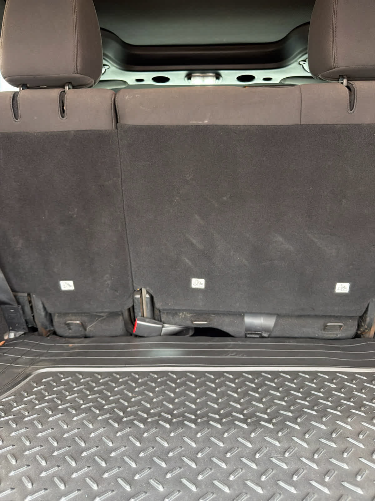 Used 2018 Jeep Wrangler Unlimited Sport S AWD/4WD image 9