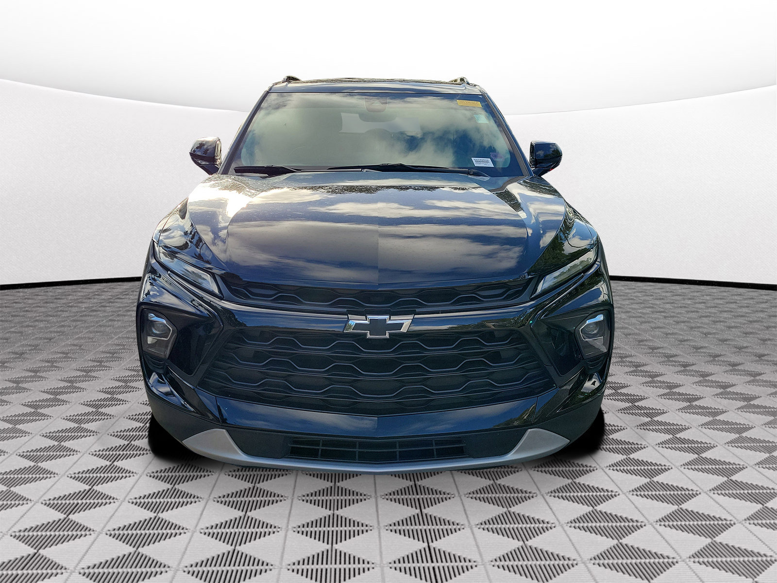 Used 2024 Chevrolet Blazer LT w/ Convenience Package image 2