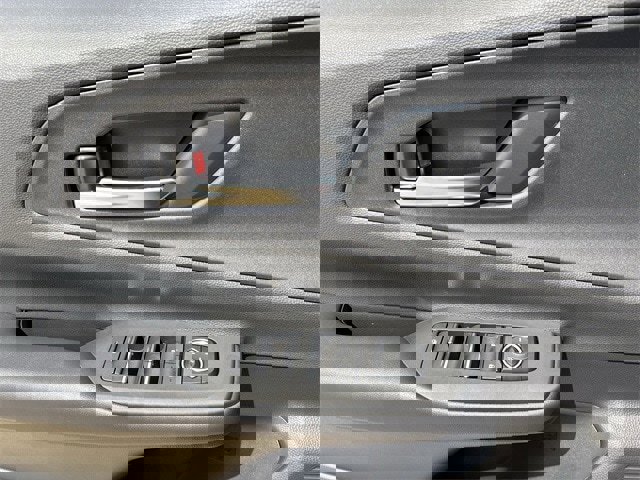 New 2026 Toyota Prius Plug-In Hybrid image 22
