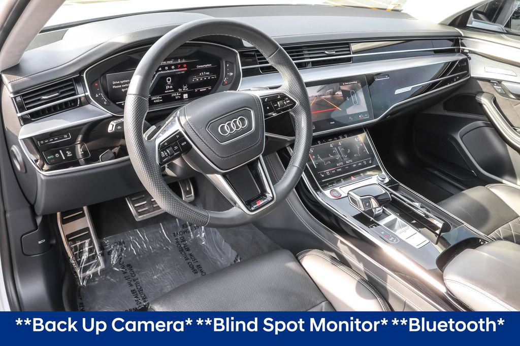 Used 2023 Audi S8 w/ S8 Comfort Plus Package AWD/4WD image 5
