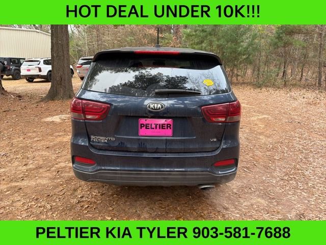Used 2019 Kia Sorento LX image 9